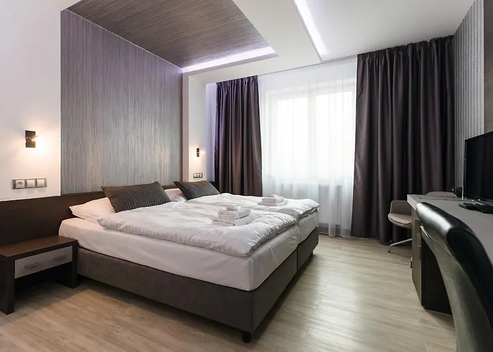 U Kostela Otel 4*