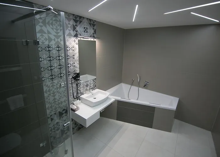 U Kostela Modřice